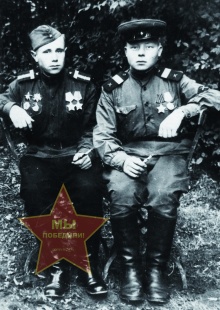 Свирин Иван Федоровичслева