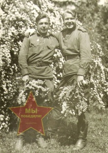 Критский Сергей Васильевич, слева, Озимковский Эдуард, справа