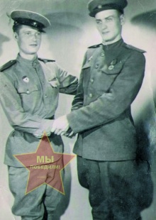 Плешачков Николай Иванович слева Плешачков Александр Иванович справа