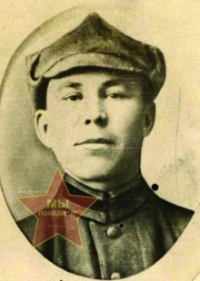 Новокрещинов Пётр  Дмитриевич