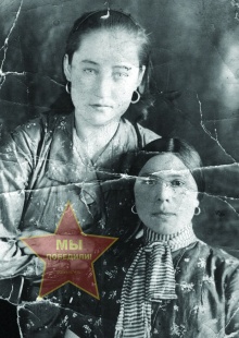 Шарипова Асма, Жакупова Моза