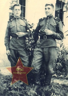 Белоус Михаил Иванович, справа
