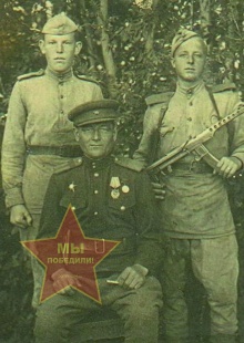 Матонин Петр, центр