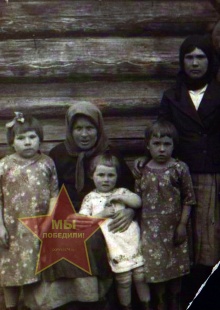 Хлыстовы Анисья и Марфа