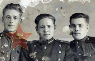 Бессонов Николай Иванович справа