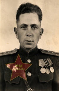 Азаров Иван Яковлевич