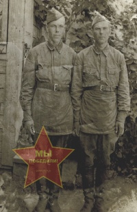 Найдёнов Василий Сергеевич слева