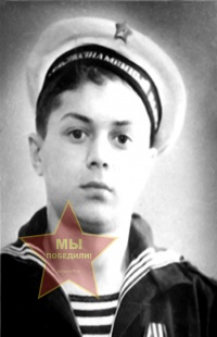 Лавренов Иван Тихонович