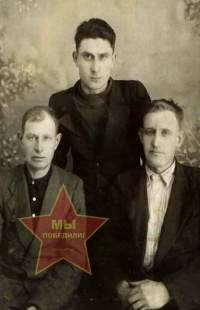 Чибизовы Петр Игнатьевич слева и Егор Игнатьевич справа