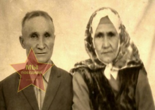 Мифтаховы Нагим Солахович и Гайниямал Юсуповна