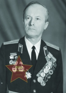 Михайлов Анатолий Иннокентьевич