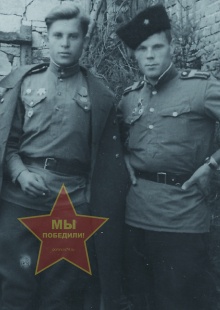 Рубцов Николай Иванович (справа)